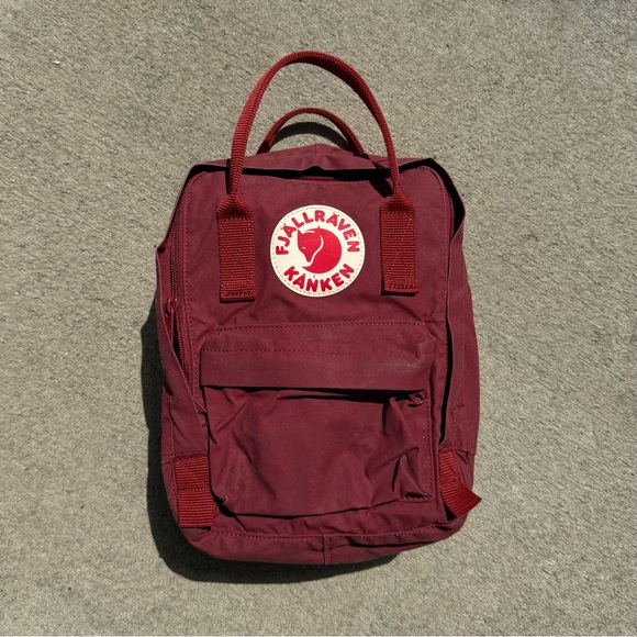 Kånken Mini Classic Backpack - Ox Red - Picture 2 of 11